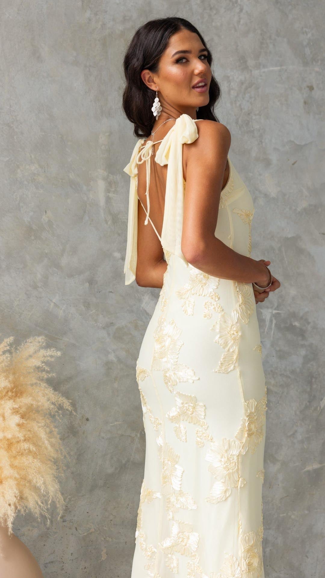 Lilly | Embroidered Floral Mesh Maxi Dress - Lora Toronto